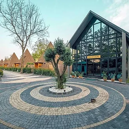 Pyramid Hotel Sapanca