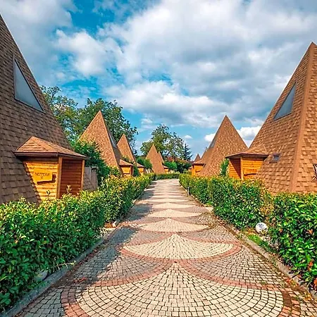 Pyramid Hotel Sapanca